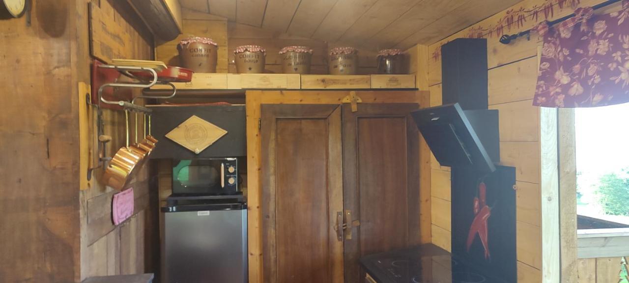 Domaine Le Lanis "Cabane De Pauline" Saint-Girons  Extérieur photo